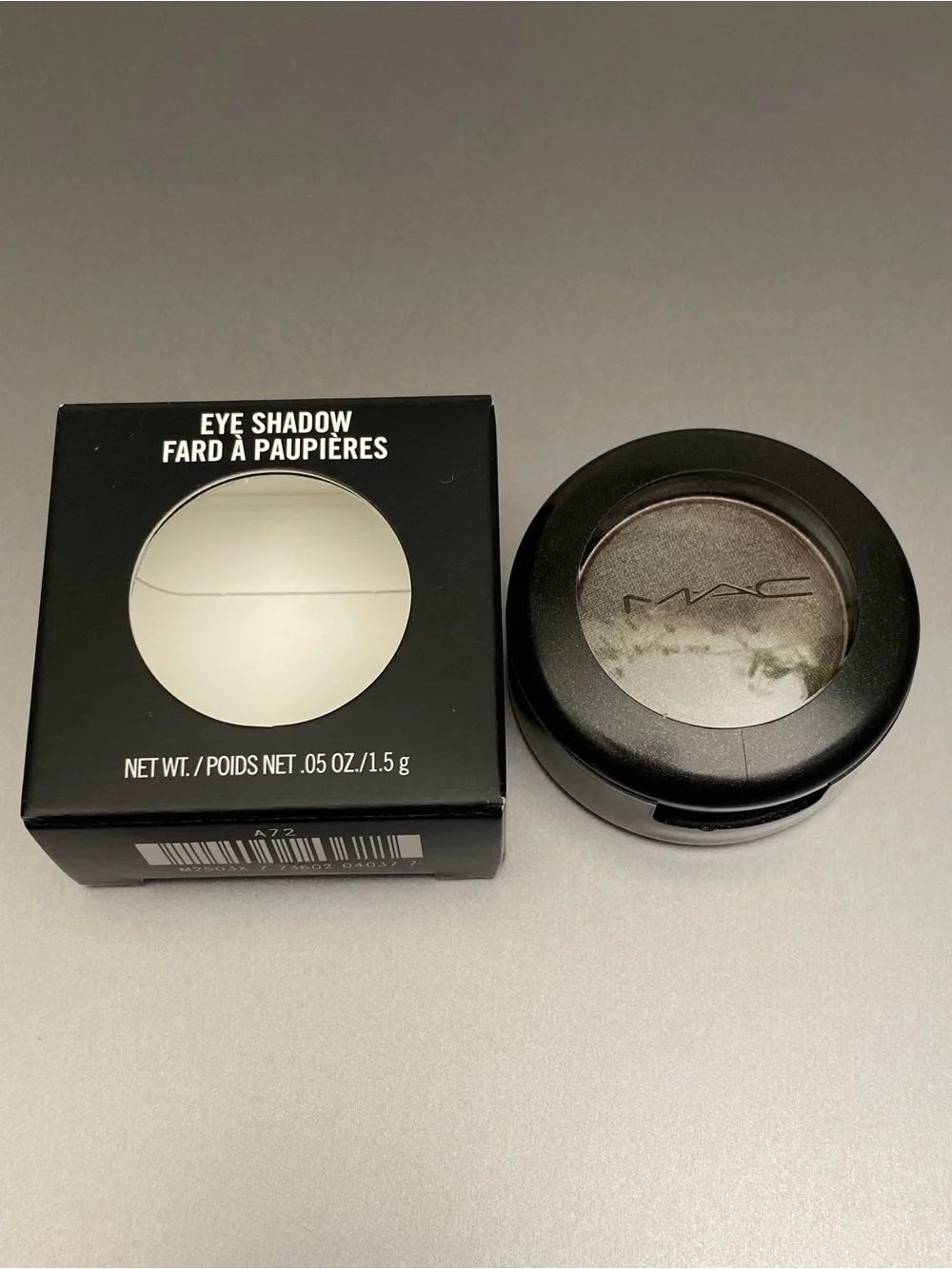 MAC “Club” Eyeshadow